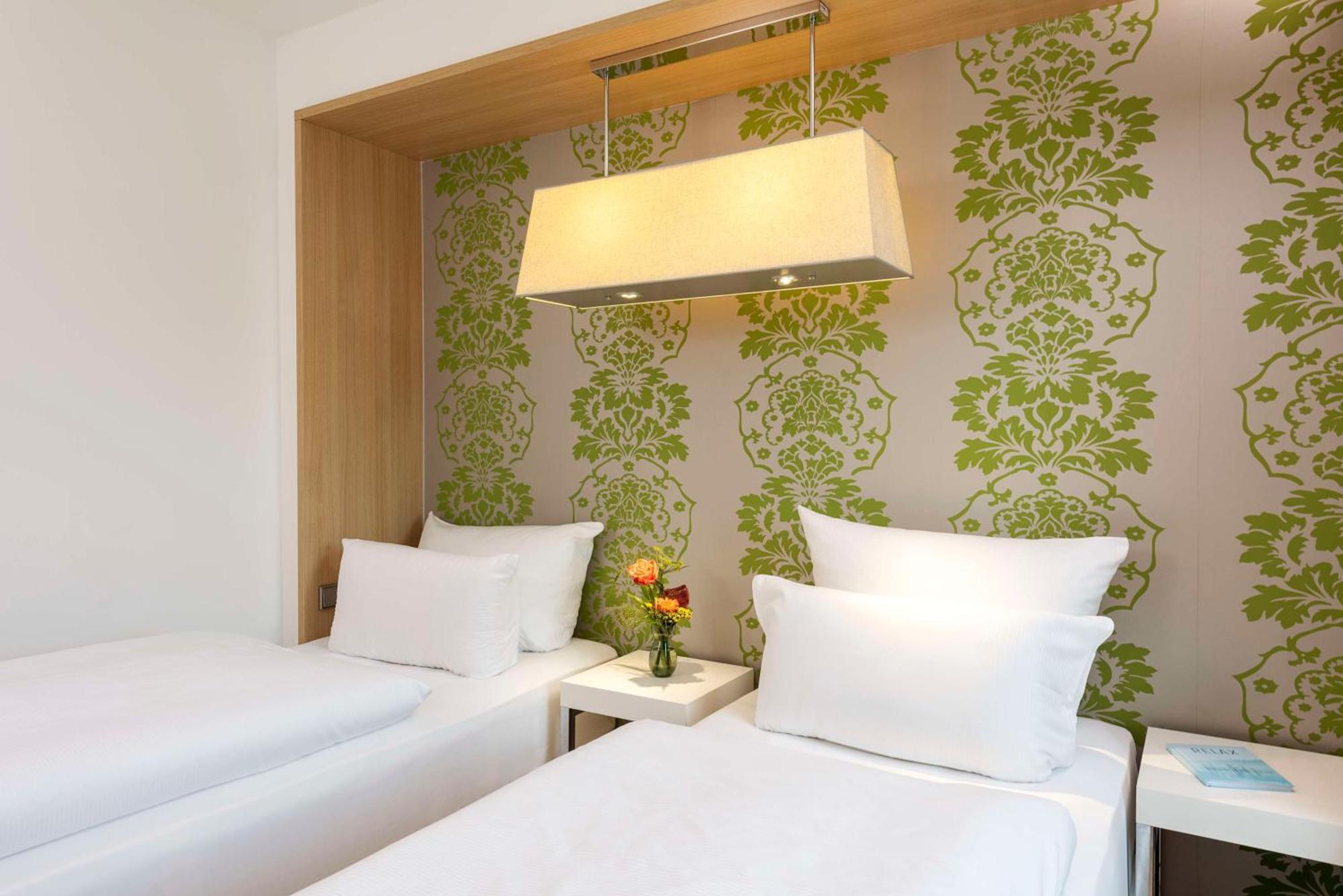 Nh Ludwigsburg Hotel Luaran gambar