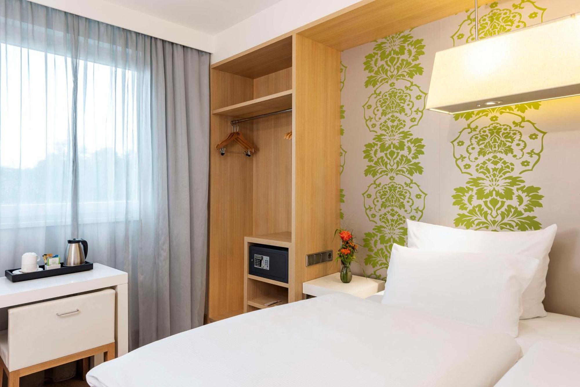 Nh Ludwigsburg Hotel Luaran gambar